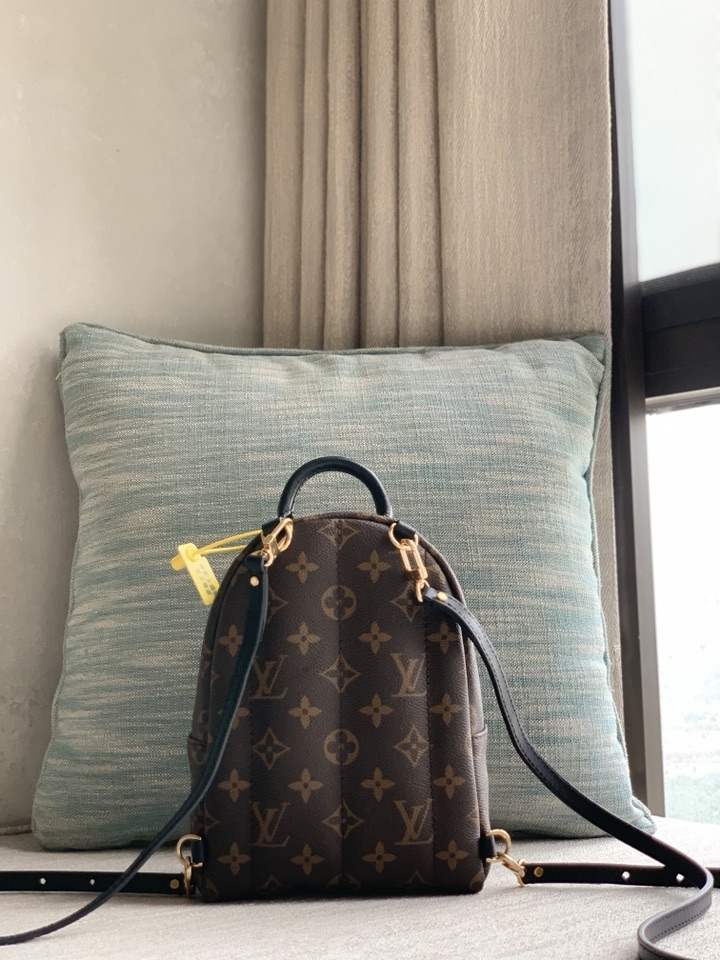 Louis Vuitton Officially selling M44873 Presbyopia Edition