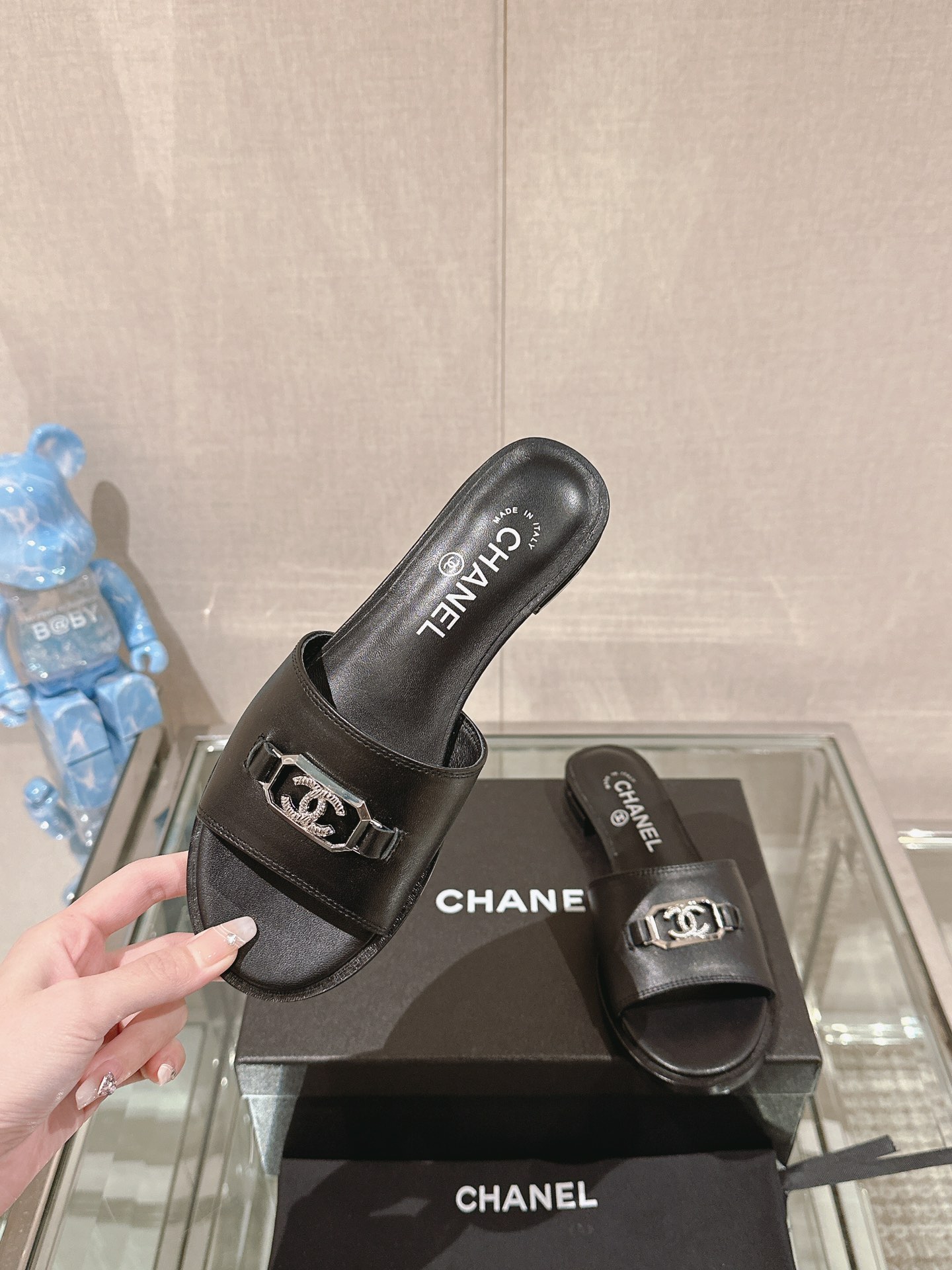 Chanel 24Ss春夏新款Chane*小香中古扣一字凉拖鞋