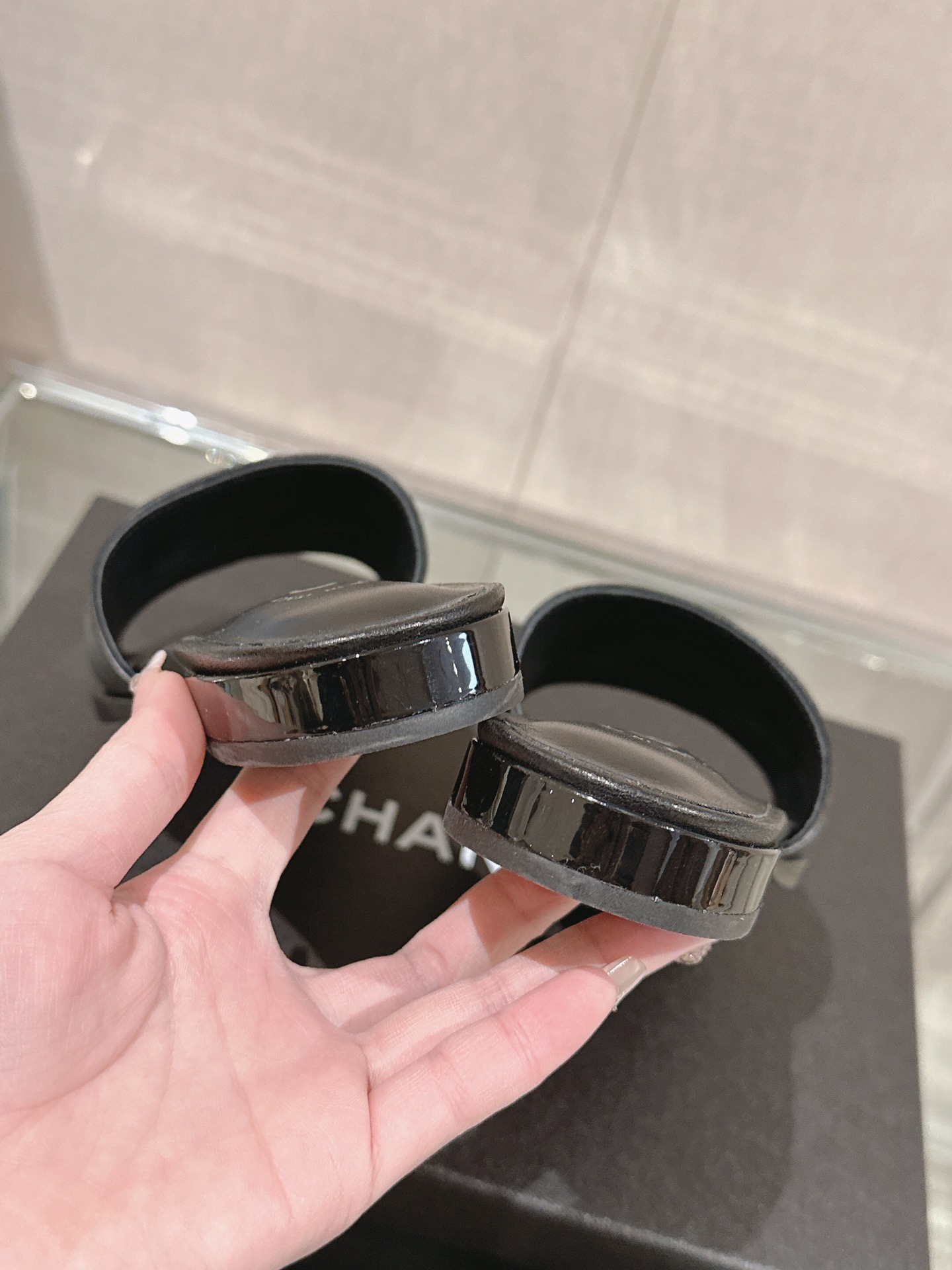 Chanel 24Ss春夏新款Chane*小香中古扣一字凉拖鞋