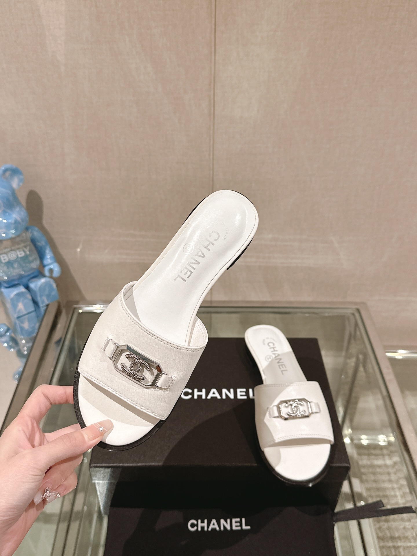 Chanel 24Ss春夏新款Chane*小香中古扣一字凉拖鞋