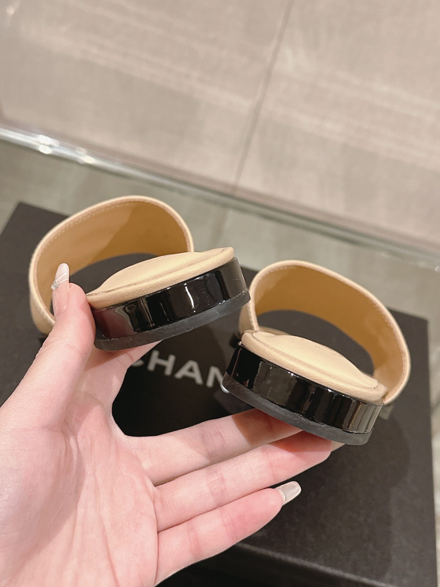 Chanel 24Ss春夏新款Chane*小香中古扣一字凉拖鞋