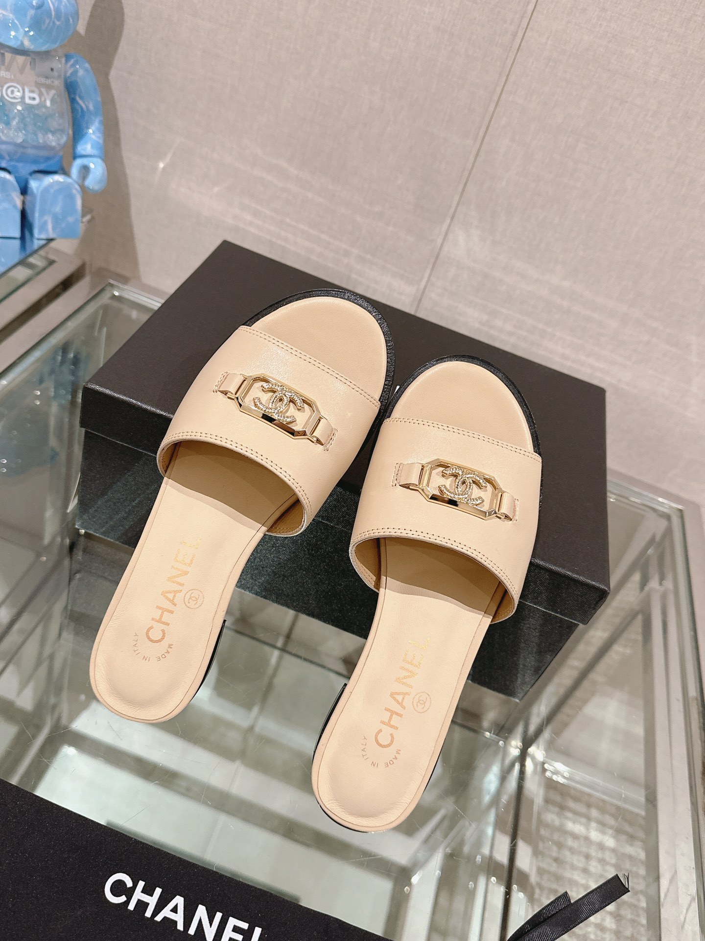 Chanel 24Ss春夏新款Chane*小香中古扣一字凉拖鞋
