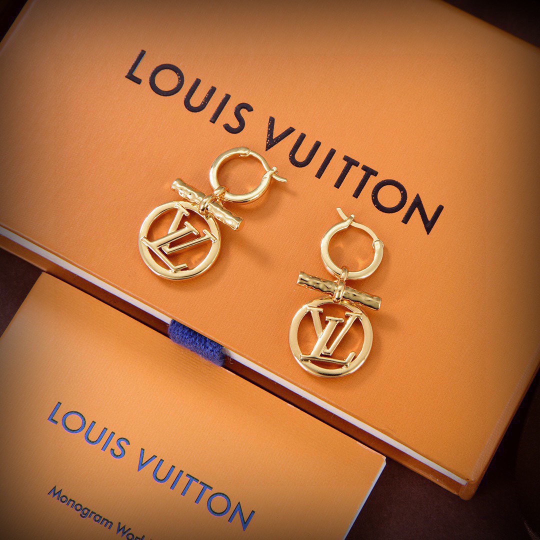 Good
 Louis Vuitton Jewelry Earring Fashion
