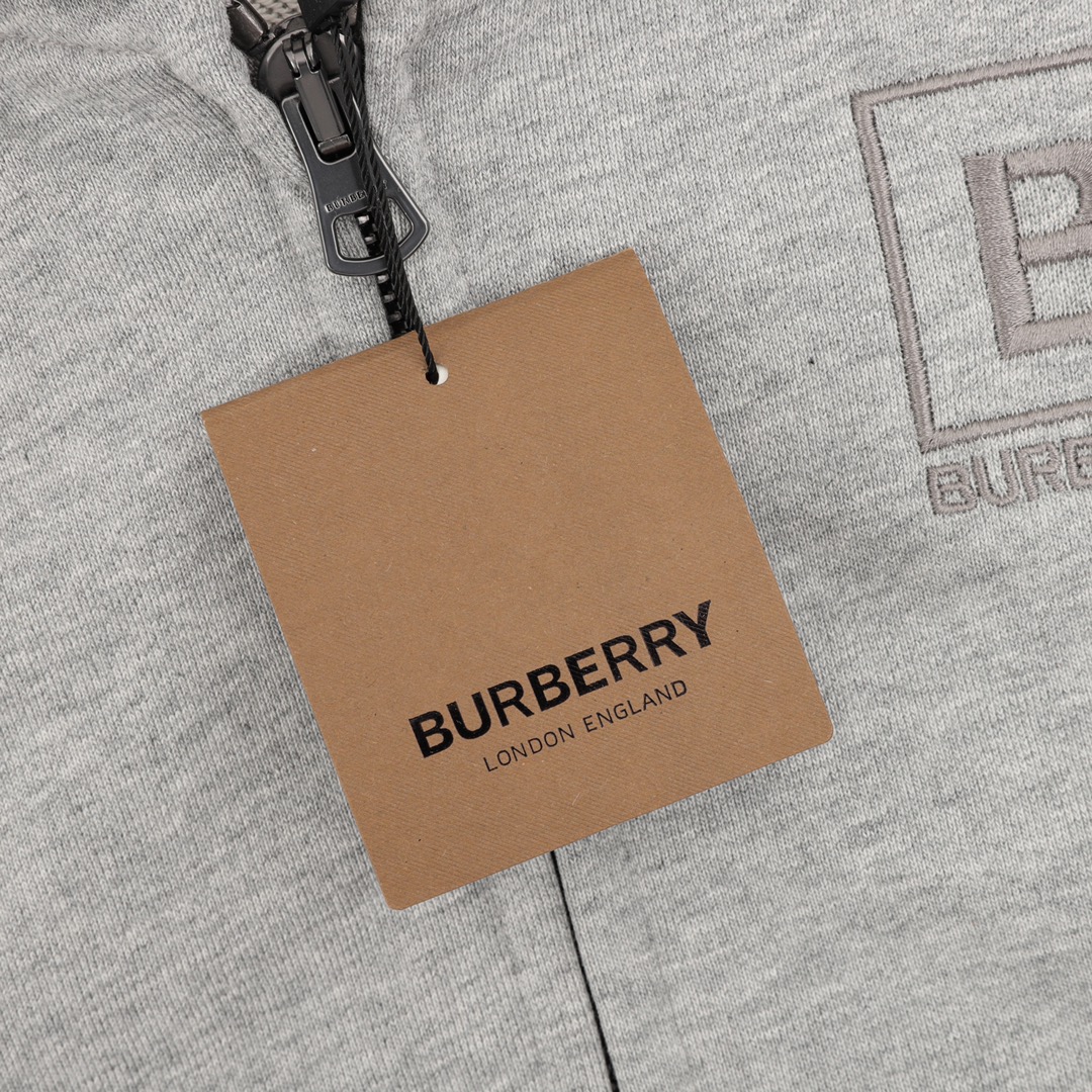 Burberry/巴宝莉 B标格帽拉链连帽卫衣