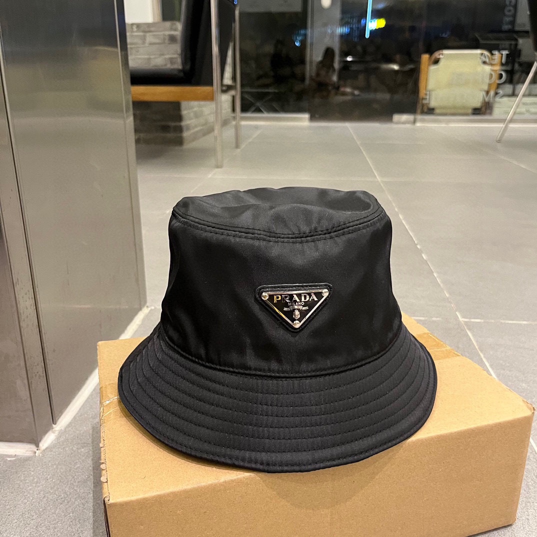NO:191143,PRADA Prada fisherman hat, canvas hat, head circumference 57cm, hat, prada, prada, espadrilles, hats19860909PRADA普拉达渔夫帽,帆布帽,头围57cm,帽子,prada,prada,espadrilles,hats,hat
