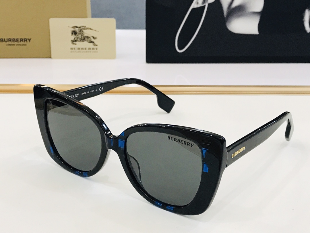 高品质BURBERR*巴家BE4393Size54口17-140女款太阳眼镜[得意[愉快]X意大利进口材