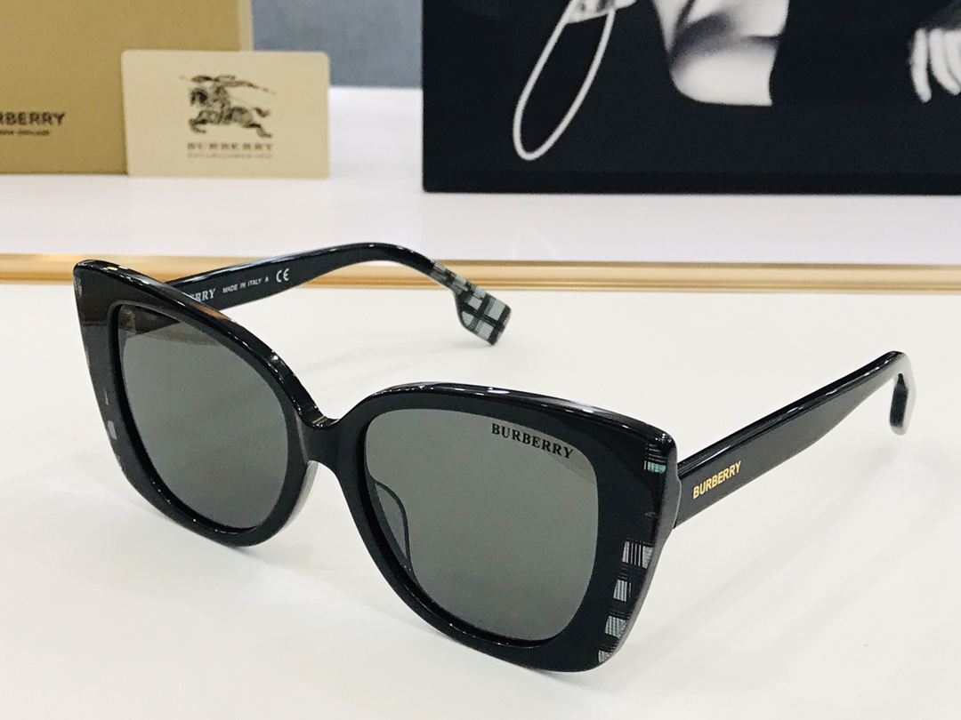 高品质BURBERR*巴家BE4393Size54口17-140女款太阳眼镜[得意[愉快]X意大利进口材