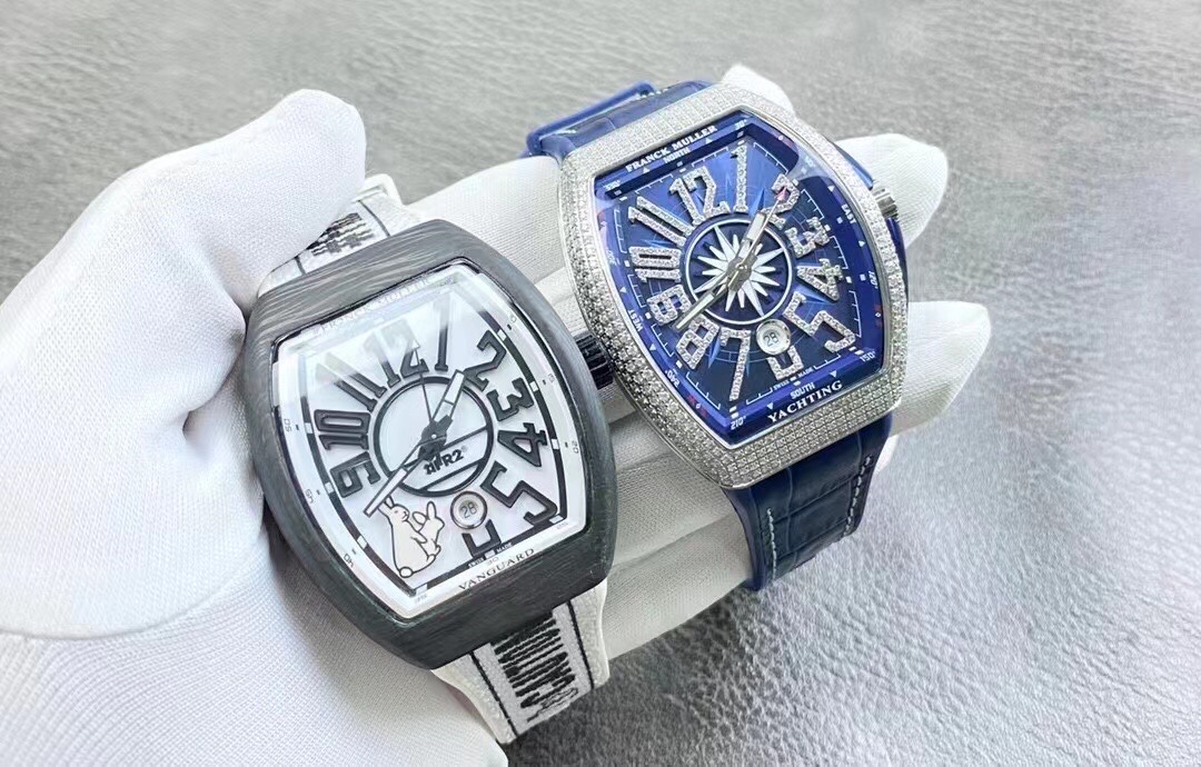 Rolex 2024全场特价 V45 流氓兔VS蓝游艇