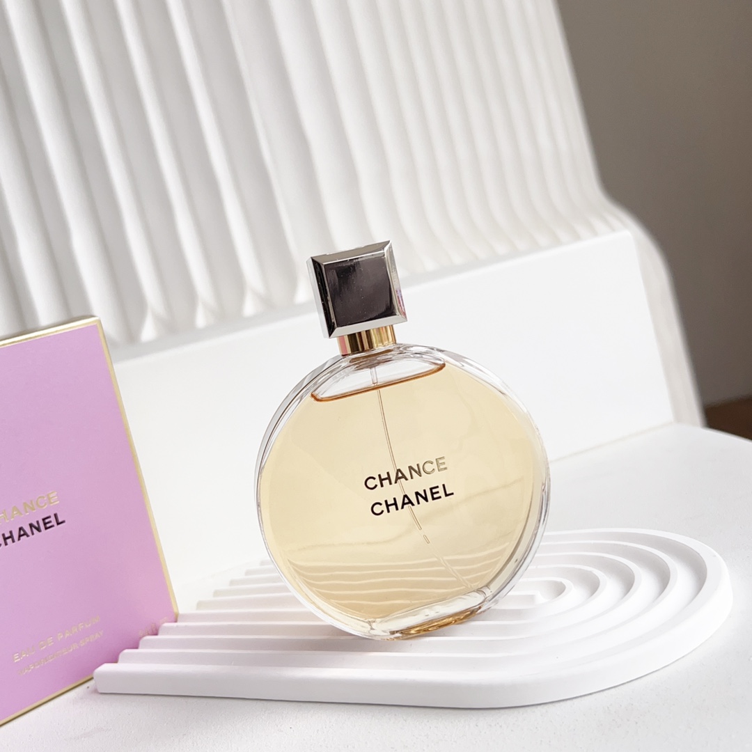 Where to find the Best Replicas
 Chanel Perfume Pink Red White Yellow Women