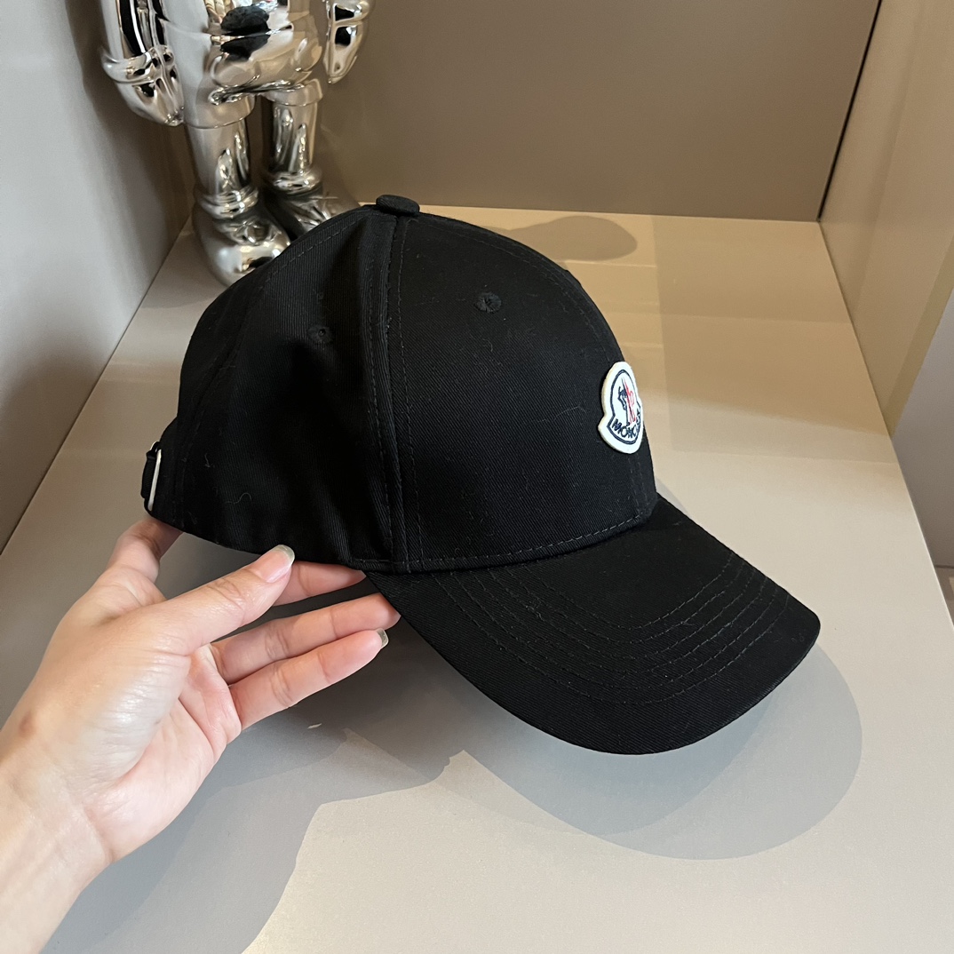 NO:191155,The official website is launched simultaneously. The Korean version of the new British style customized model 1:1 original single quality, universal baseball cap, jacquard, American craft geological fabric, high-quality quality, hat, Moncler, hats19860909蒙口 官网同步上线 韩版新款英伦风定制款1:1原单品质 男女通用棒球帽 提花美邦工艺地质面料 高版品质质量,帽子,Moncler,hats,hat