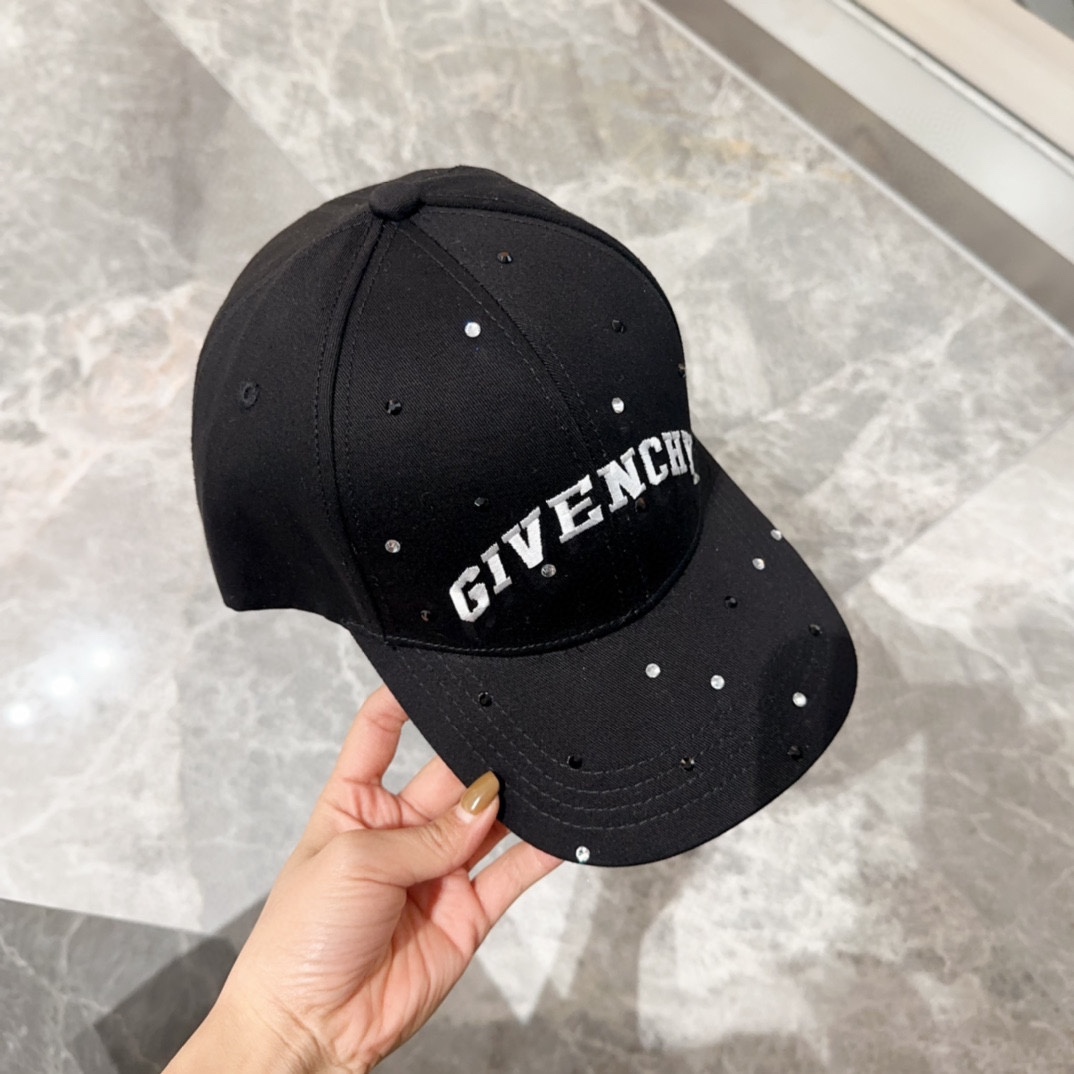 NO:190956,Givenchy's hand-painted baseball hat, fashionable, generous, low-key, luxurious sun protection, both fashionable and versatile, buy it now and you deserve it!  Adjustable size!  ,hats,givenchy,hats19860909纪梵希手绘棒球帽 时尚大方低调奢华防晒,时尚两不误,百搭款亲,赶紧入手吧你值得拥有！可调节大小！,帽子,givenchy,hats,hat
