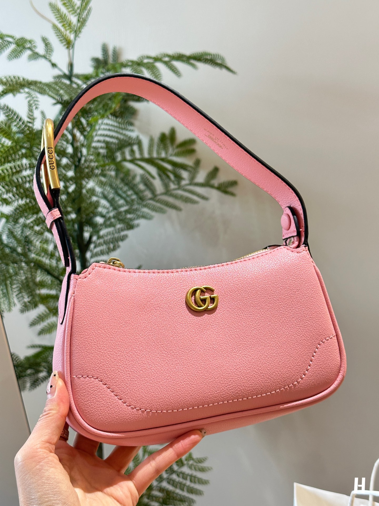 Gucci Torby typu crossbody i na ramię na sprzedaż tanie teraz
 Złoto