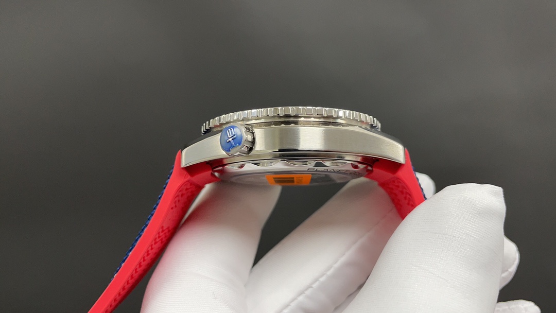 Omega 2024全场特价 今日推荐 海马600 43.5mm Cal.8900机