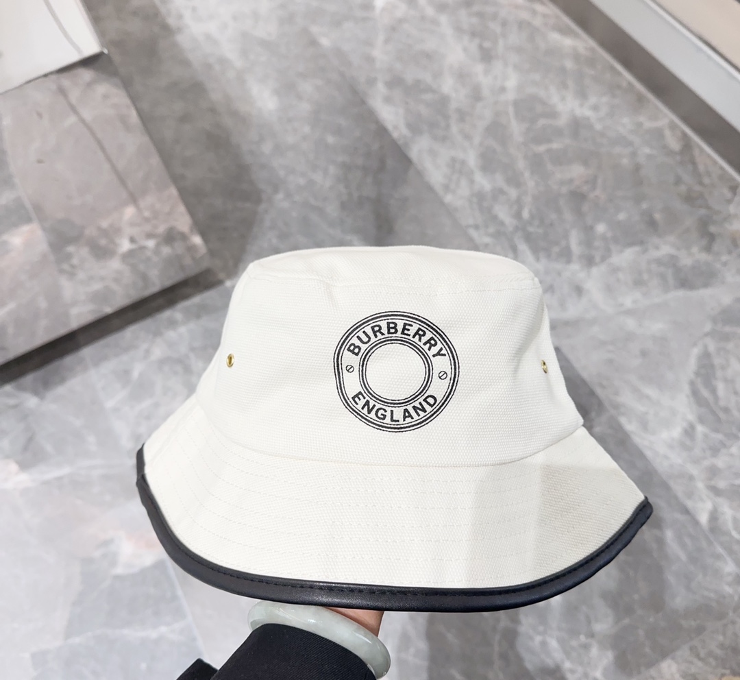 NO:190996,Burberry Fisherman's hat, big brand synchronization, super easy to match, shipped!  ,hats,burberry,espadrilles,hats19860909巴宝莉 渔夫帽,大牌同步,超好搭配,出货！,帽子,burberry,espadrilles,hats,hat