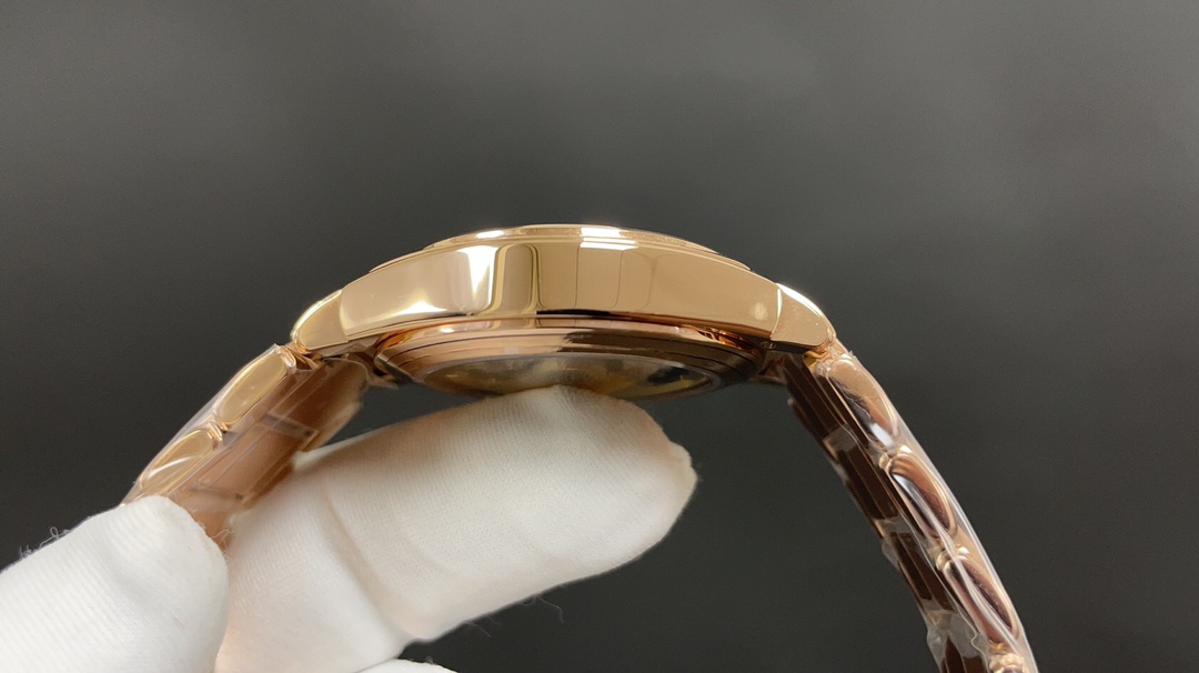 Patek Philippe 2024全场特价 今日推荐 7300 36mm 324SC机