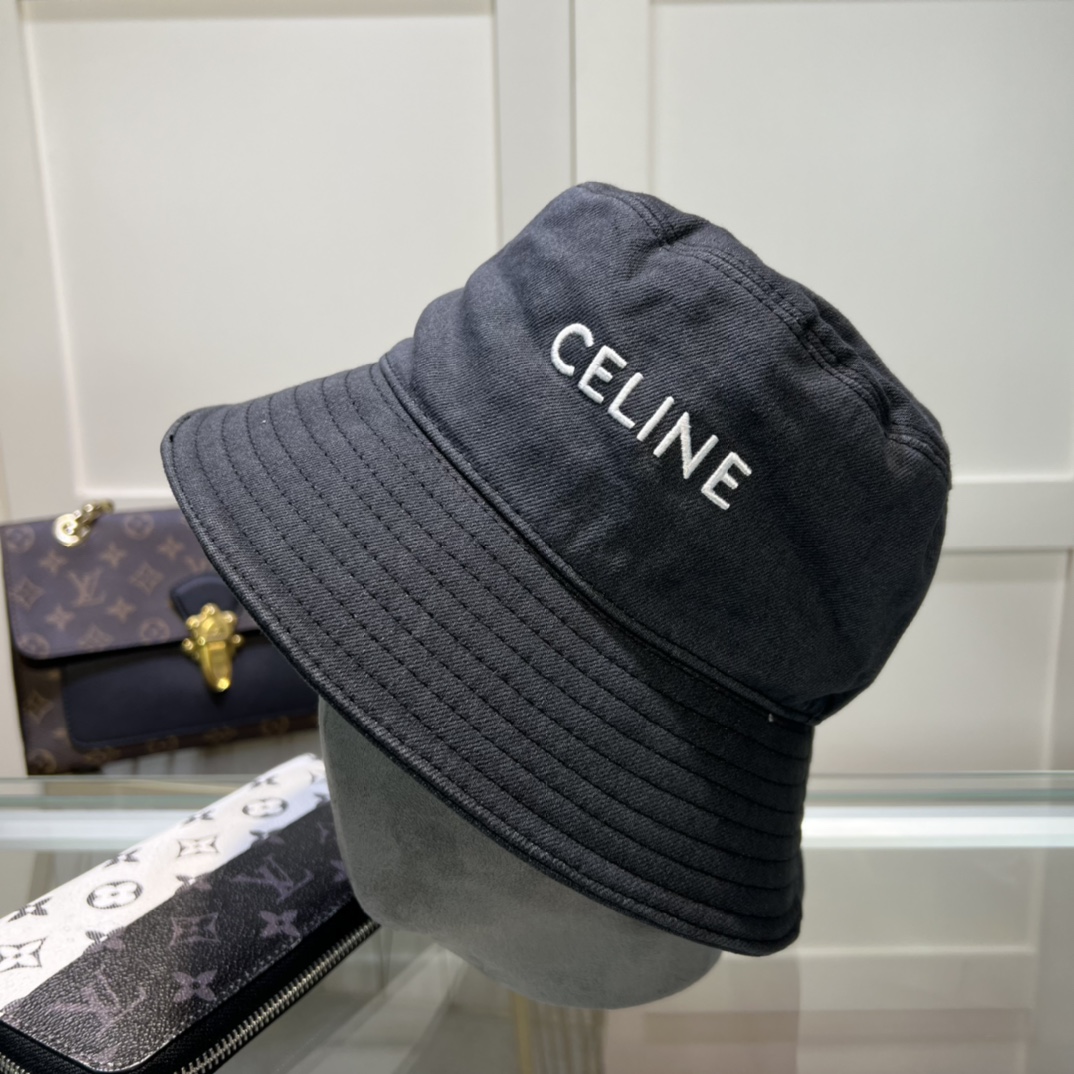 NO:191246,Xiaohongshu hit Celine's latest wash cowboy fisherman, the colors and styles are very positive!  Hat fisherman hat baseball hat knit hat, hat, celine, espadrilles, hats19860909小红书爆款 Celine最新水洗牛仔渔夫 颜色版型都很正！帽子渔夫帽棒球帽针织帽,帽子,celine,espadrilles,hats,hat