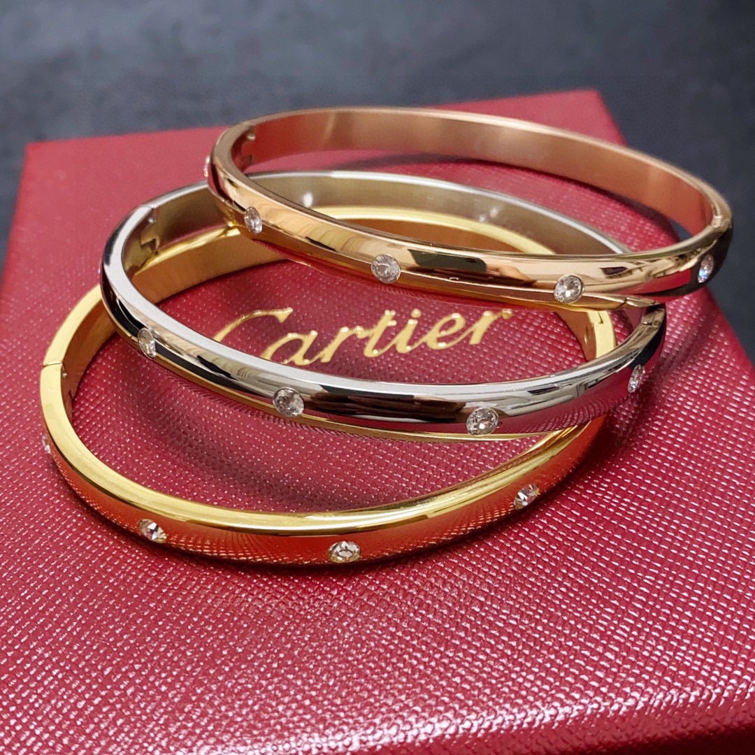 Réplica 1: 1 al por mayor
 Cartier Moda
 Joyas Pulsera Incrustados con diamantes