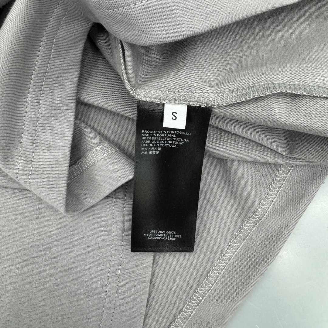NEW新款长袖t恤纯棉毛圈面料手感柔软舒适领口二本针加固不易变形前胸采用进口水印工艺经典可乐logo宽松