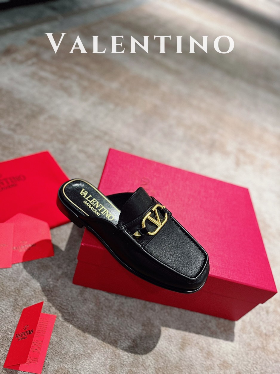 Valentino Chaussures À Couche Unique Cuir de vache Caoutchouc Collection printemps – été