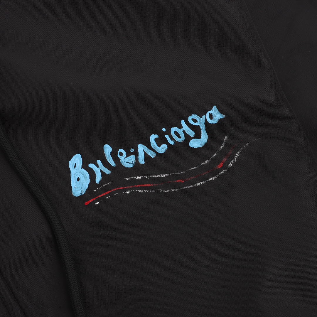 BALENCIAGA/巴黎世家 胸口涂鸦LOGO连帽冲锋衣