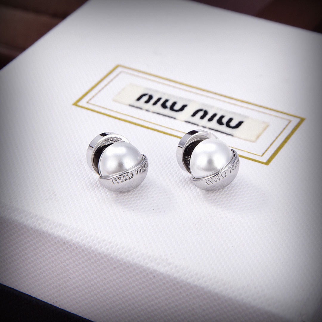 MiuMiu Joyas Pendiente Fashion