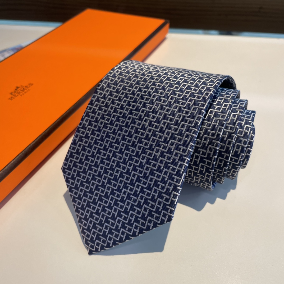 配盒子男士新款领带系列稀有H家每年都有一千条不同印花的领带面世从最初的多以几何图案表现骑术活动为主到如今