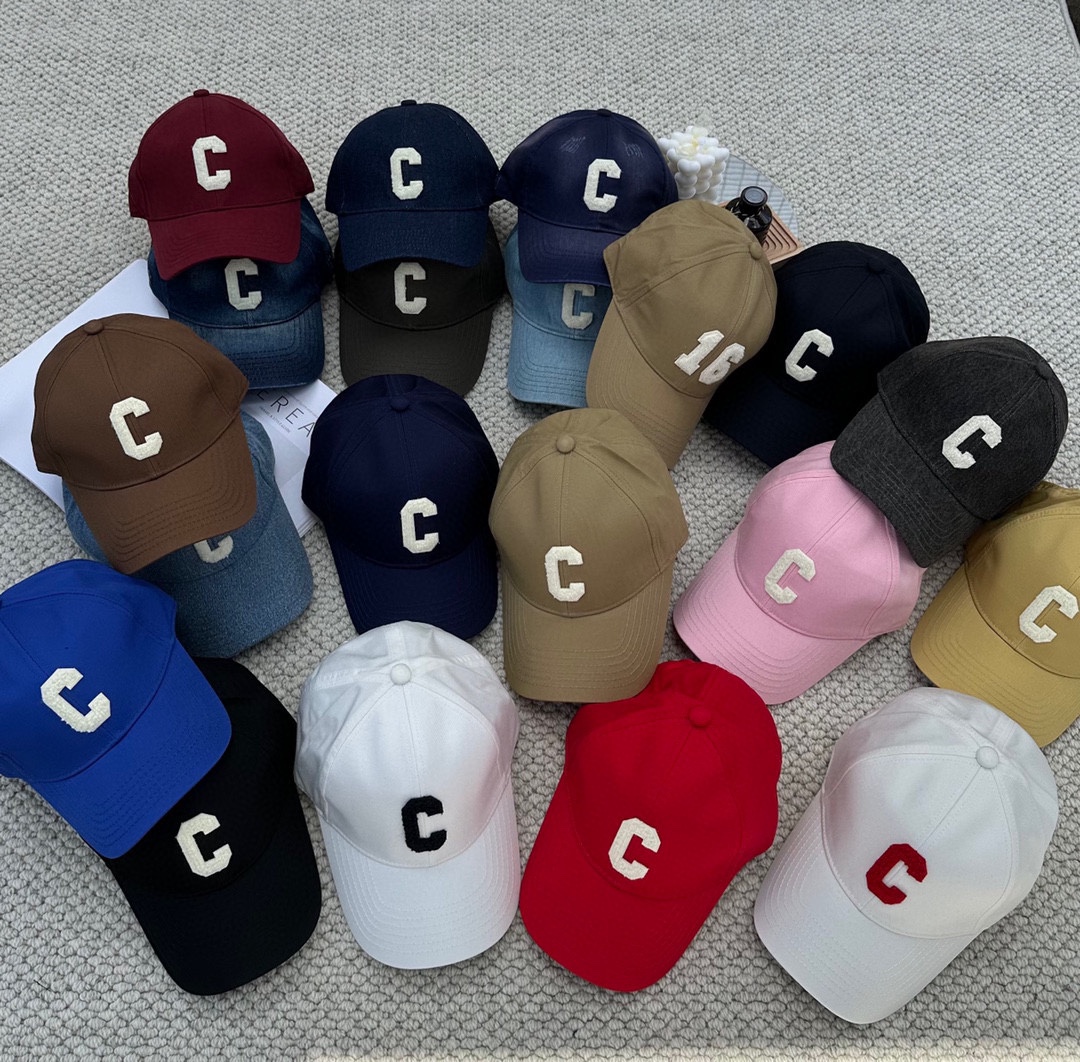 NO:191447,Celin* new color - Spring and summer show style Arc de Triomphe embroidered baseball cap versatile and high-end color. Summer is coming soon. Exclusive yb purchases these two colors to achieve a complete color difference of 1:1. It really took us more than a month. The market goods are incorrect in terms of the style and color. If you want to know the higher version, I will be sure to have my hat, fisherman's hat, baseball cap, knit hat, hat, celine, espadrilles, hats19860909Celin*新增色 - 春夏秀款 凯旋门刺绣棒球帽 百搭 高级的颜色.夏天马上到了人手必备.独家yb购入 这两个色做到完全无色差1:1 真的耗费了我们一个多月时间 市场货不论是版型颜色都不对的.要高版本认准我家帽子渔夫帽棒球帽针织帽,帽子,celine,espadrilles,hats,hat