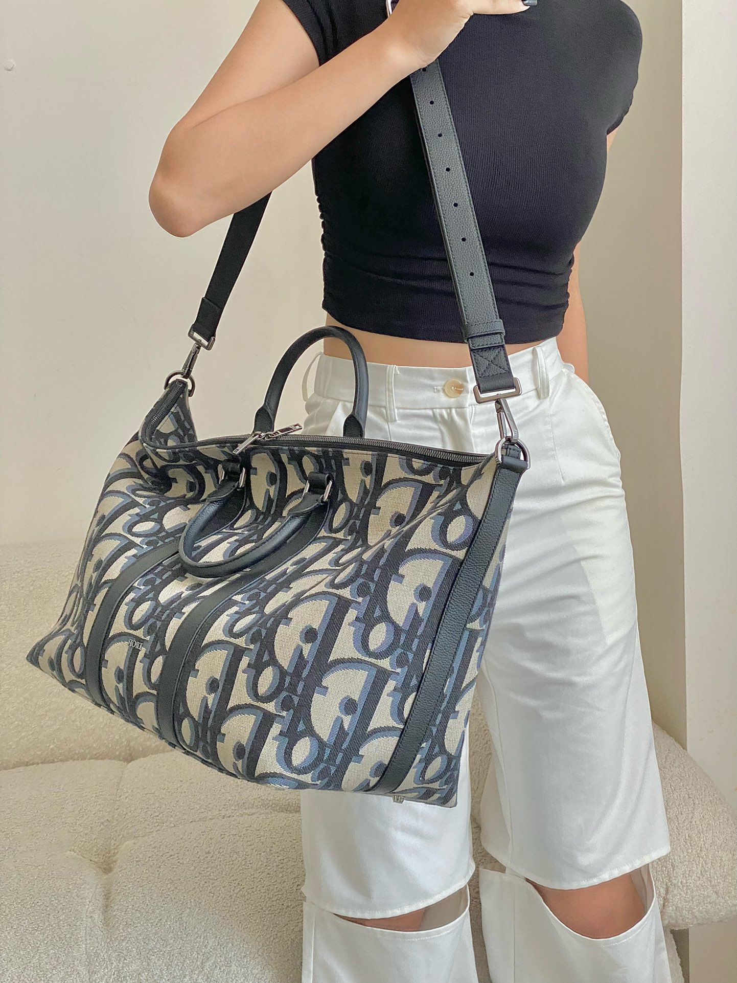 Dior 40cm upper body picture