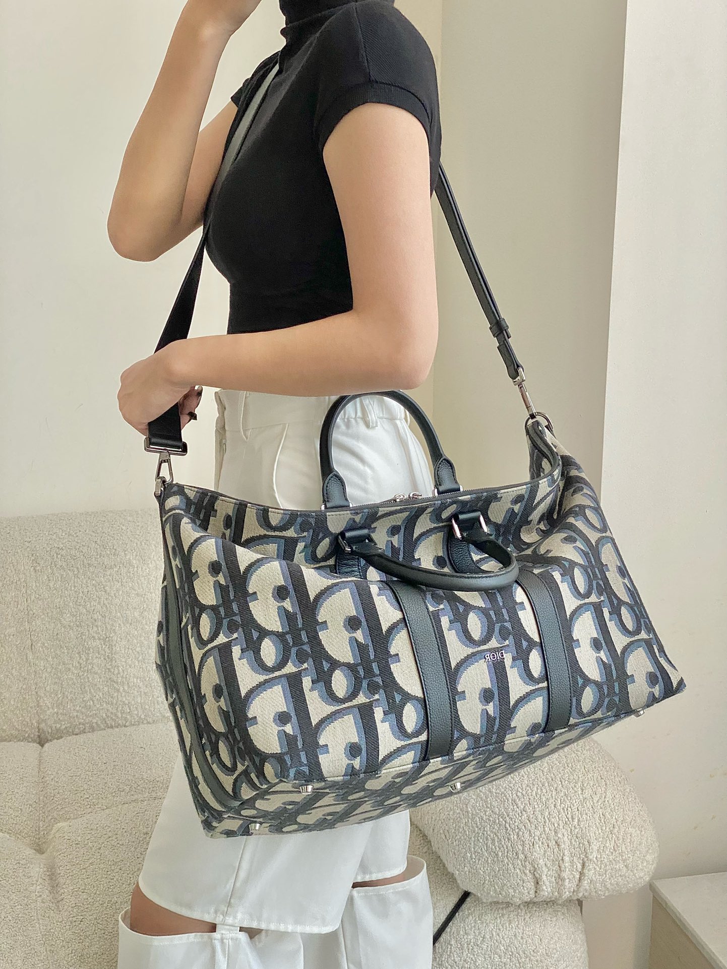 Dior 40cm upper body picture
