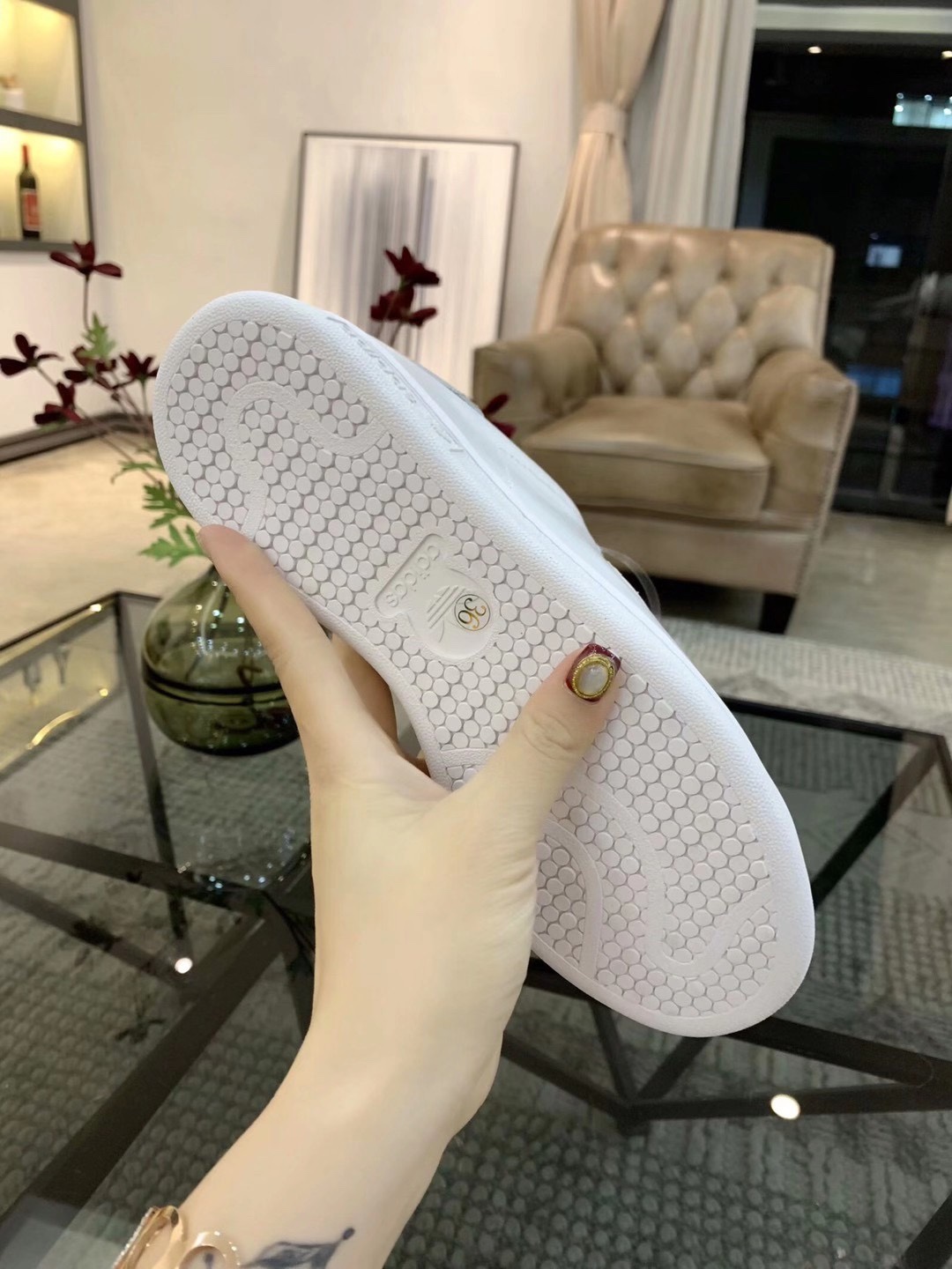 Stella McCartney x Adidas Stan Smith Shoes: Saucy Style Tribute at $450 - 图片 7