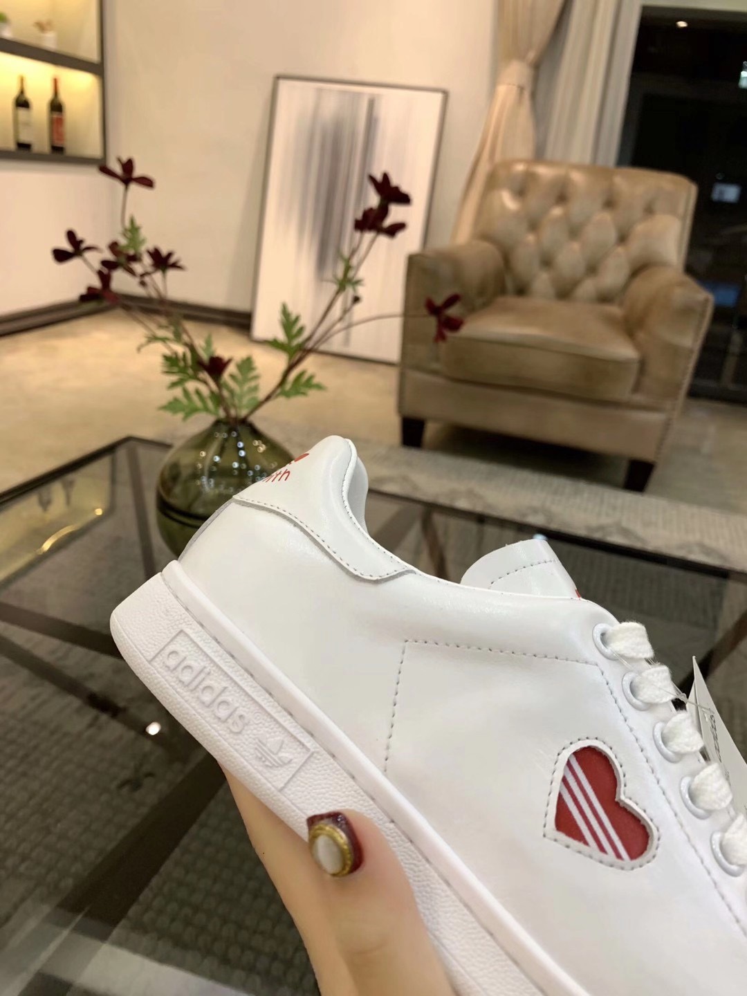 Stella McCartney x Adidas Stan Smith Shoes: Saucy Style Tribute at $450 - 图片 8