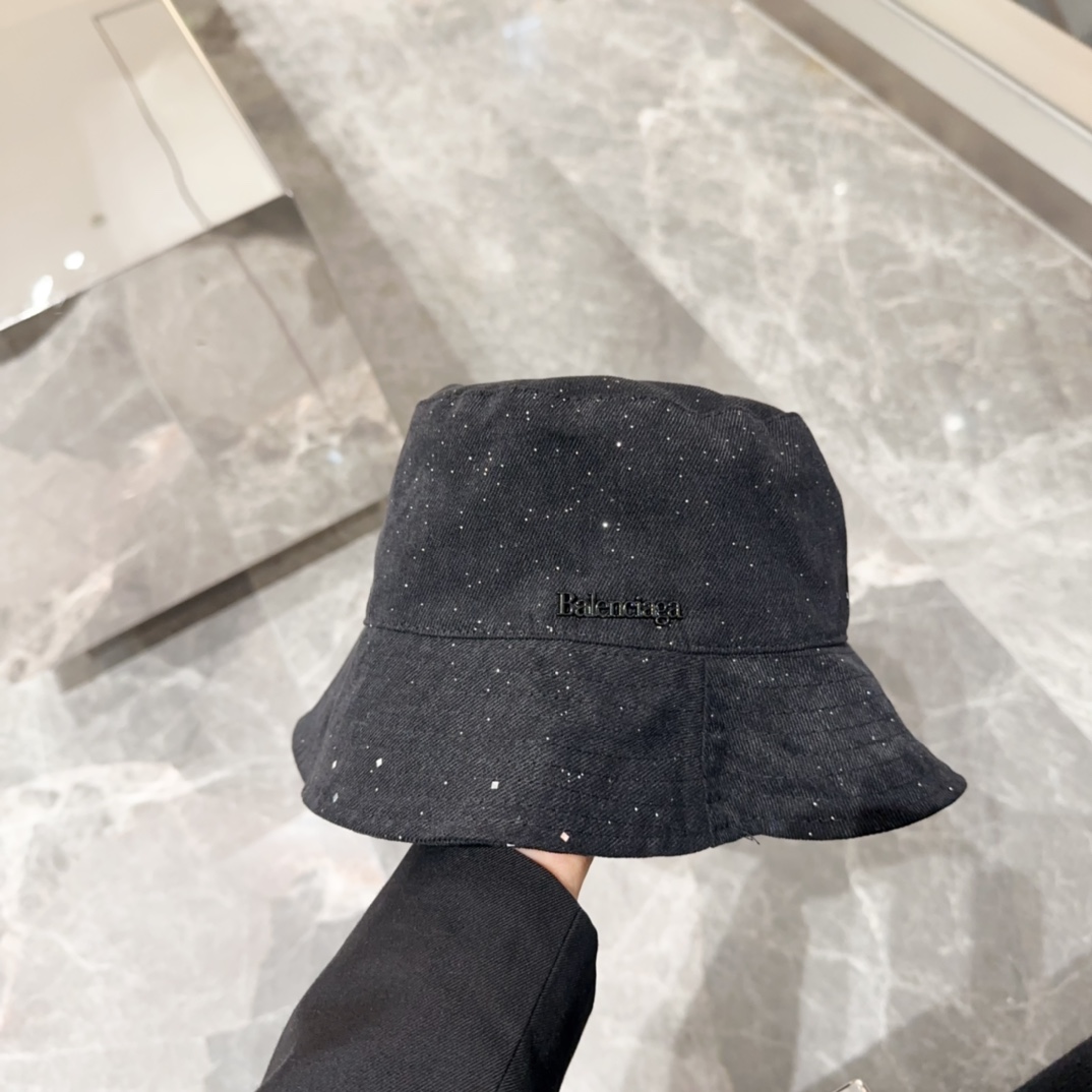 NO:191812,Balenciaga cowboy fisherman's hat with a strong aura!  High-value online, hat, fisherman hat, baseball hat, knit hat, hat, balenciaga, espadrilles, hats19860909巴黎世家 牛仔渔夫帽 气场强大！高颜值在线,帽子渔夫帽棒球帽针织帽,帽子,balenciaga,espadrilles,hats,hat