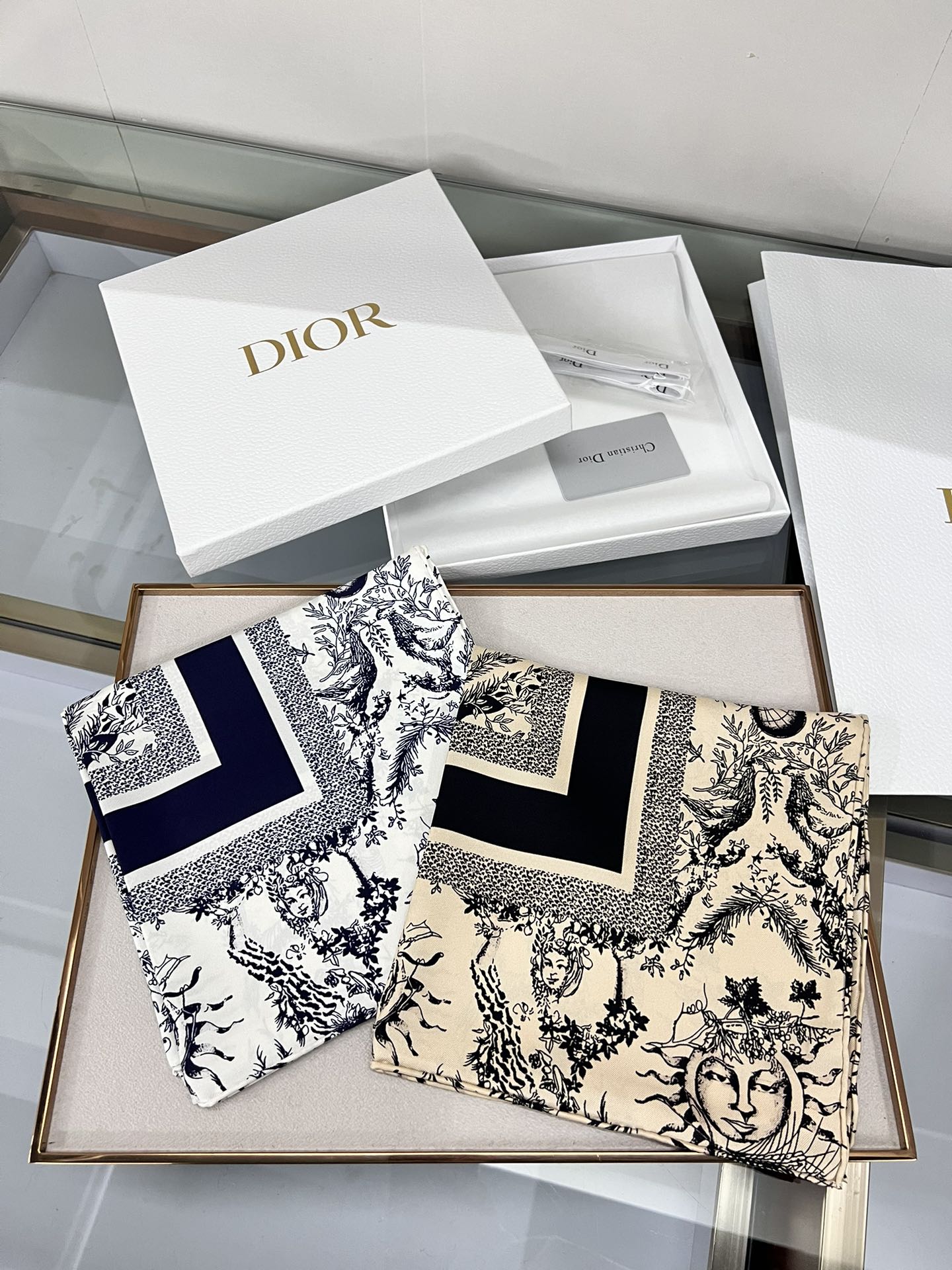 Dior Buy
 Scarf Blue Navy White Printing