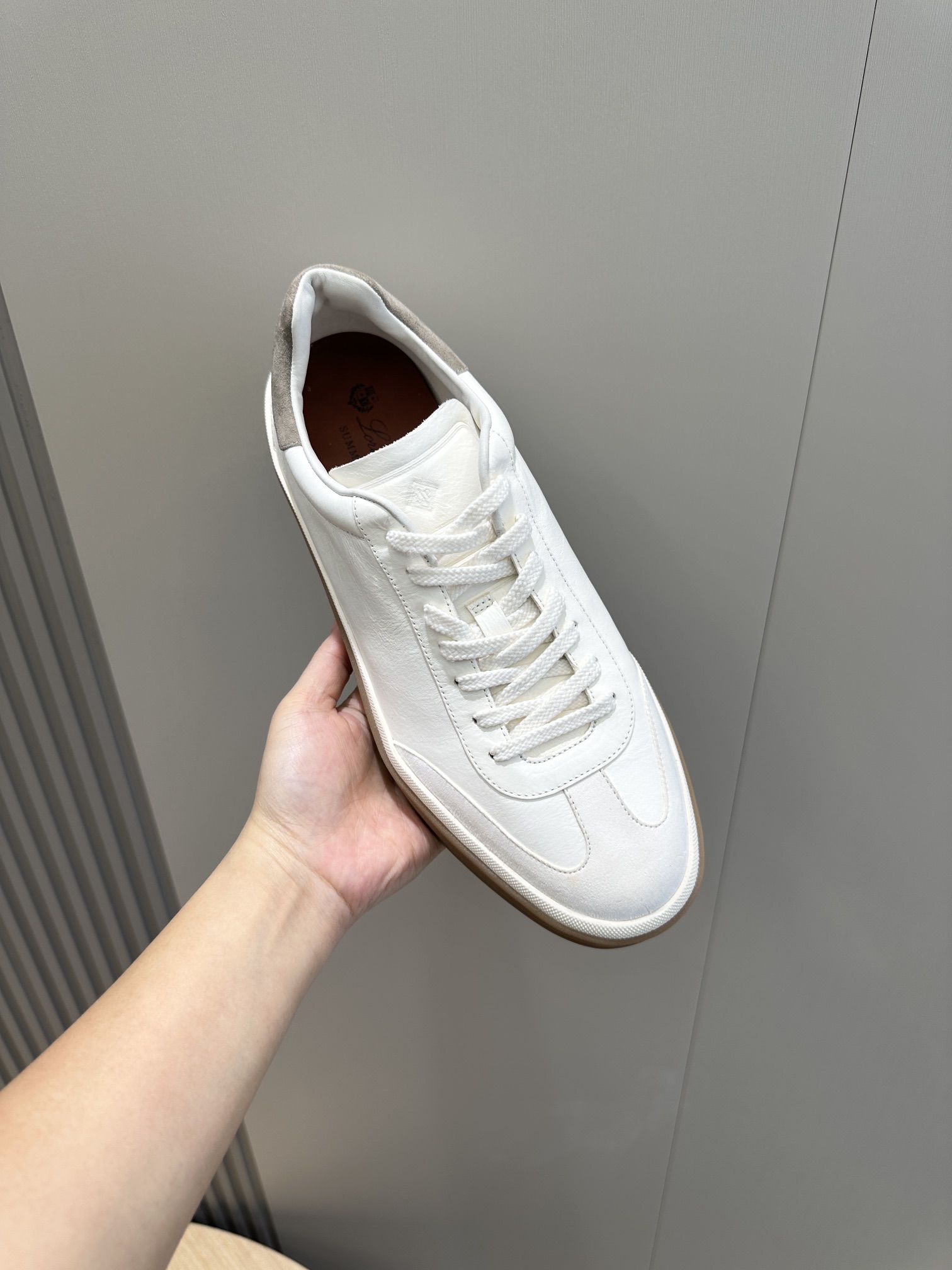 loro piana LP Tennis Walk Sneakers - TopEstos nuevos tenis importados de piel de vacuno con forro de