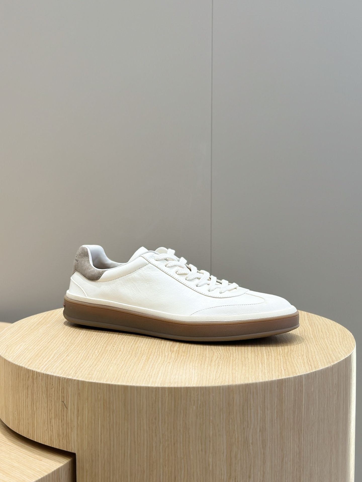 loro piana LP Tennis Walk Sneakers - TopEstos nuevos tenis importados de piel de vacuno con forro de