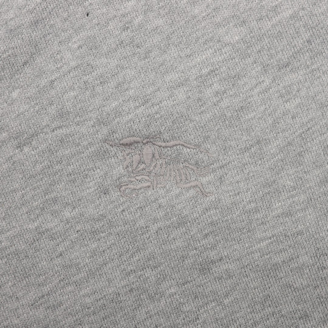 Burberry/巴宝莉 胸口战马刺绣格帽拉链连帽卫衣
