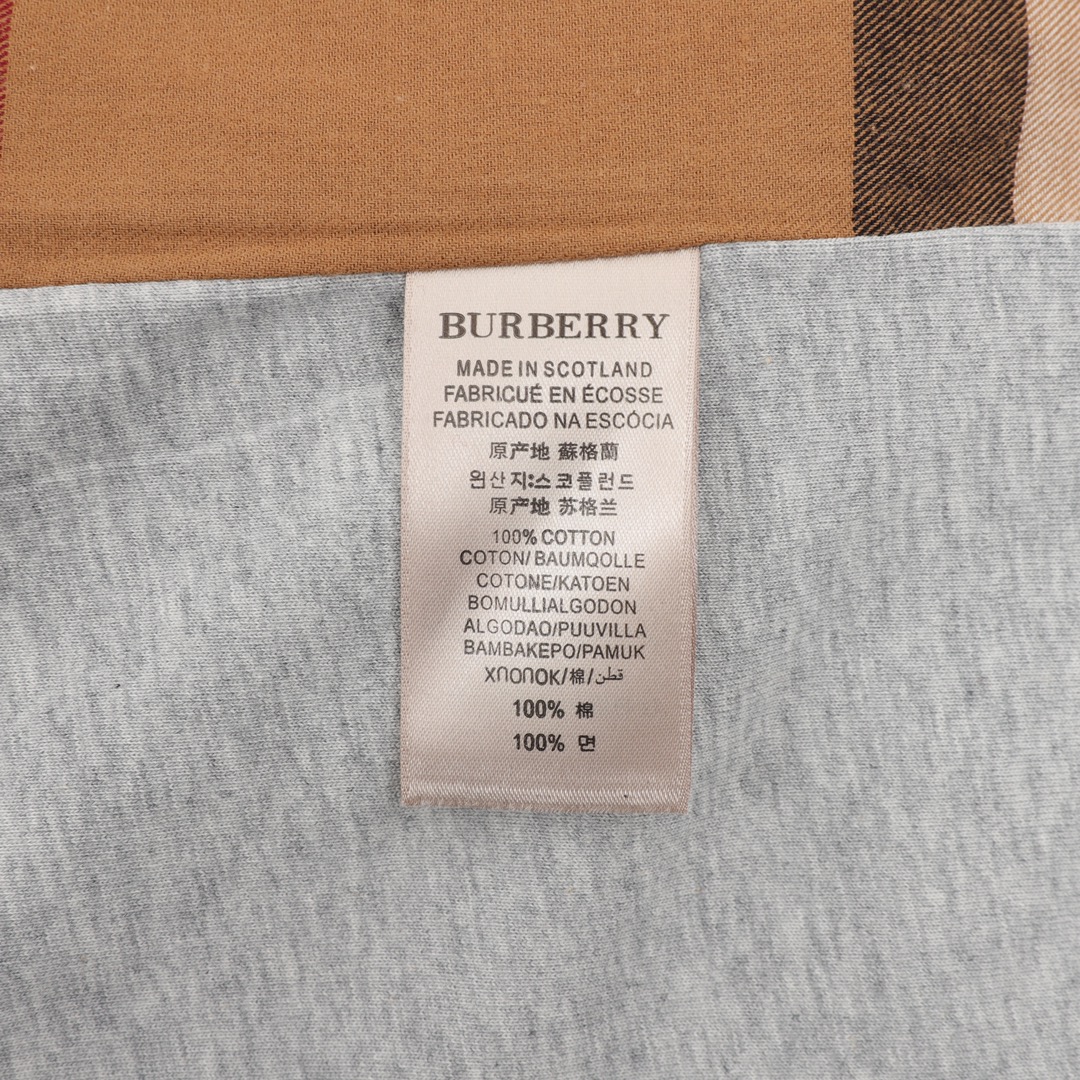 Burberry/巴宝莉 胸口战马刺绣格帽拉链连帽卫衣
