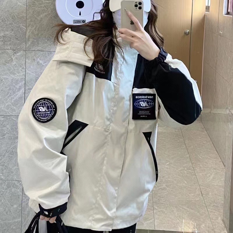 New Balance Winter Coat: Nueva Braun Swords NB Magic Badge Jacket Review - 图片 2