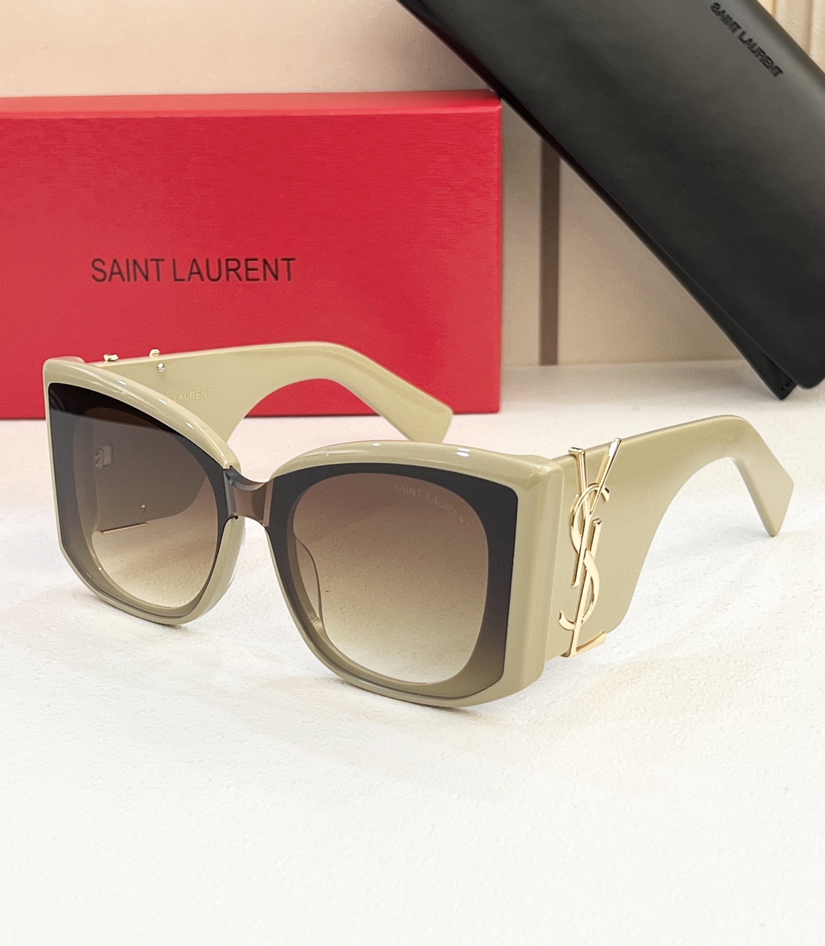 SAINTLAUREN*MODELSLM241SIZE53口21-142