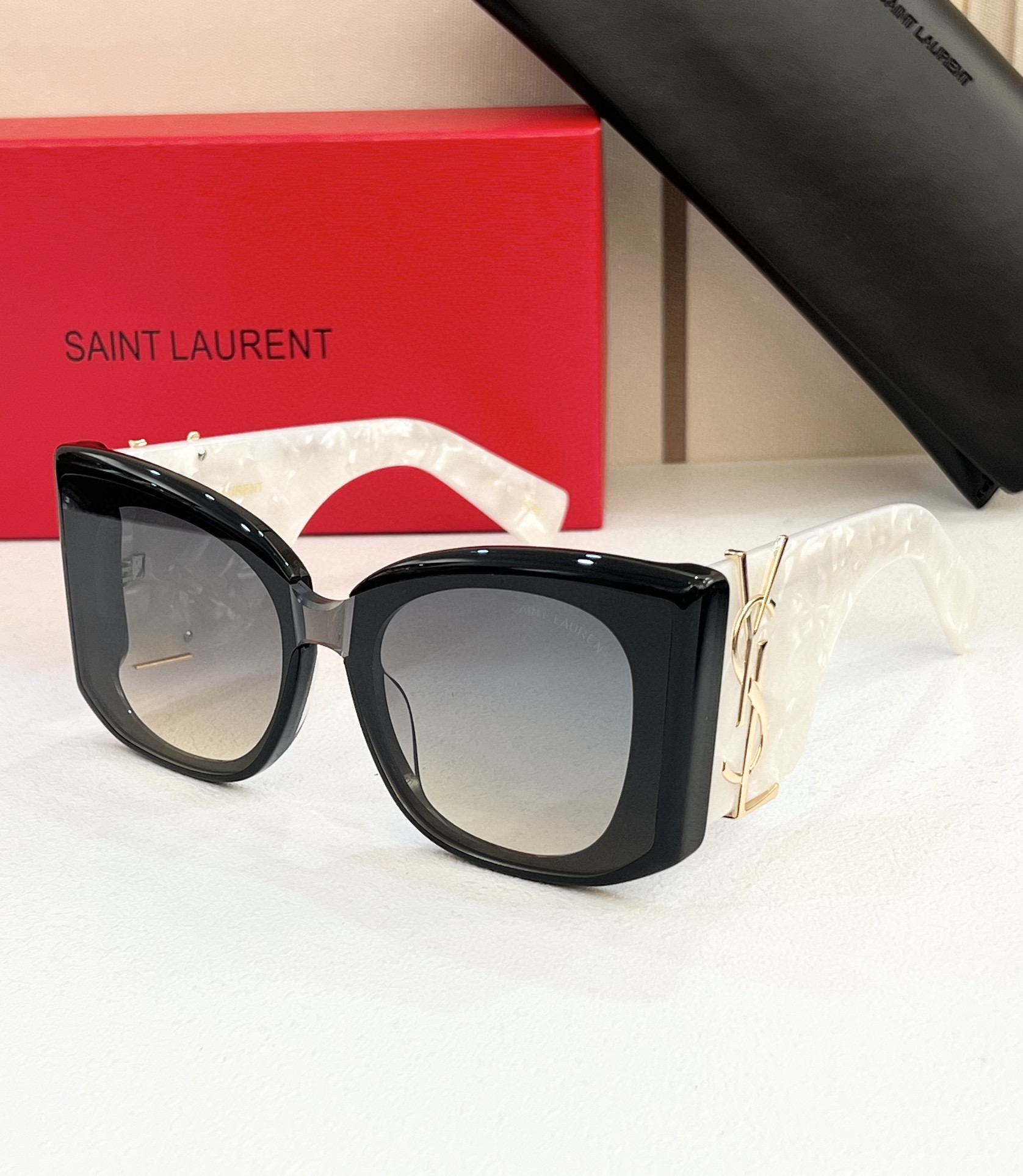 SAINTLAUREN*MODELSLM241SIZE53口21-142