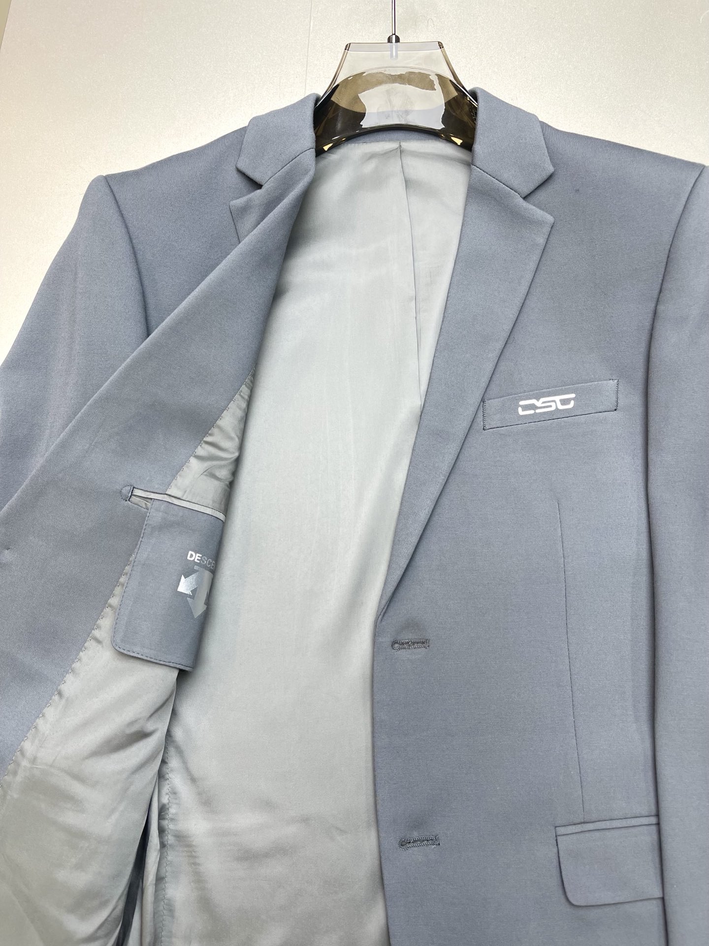 ️DESCENT*迪桑-特24s新款男士休闲运动休闲西服套装精选罗马布料.西服可以称得上是硬通货男人衣橱