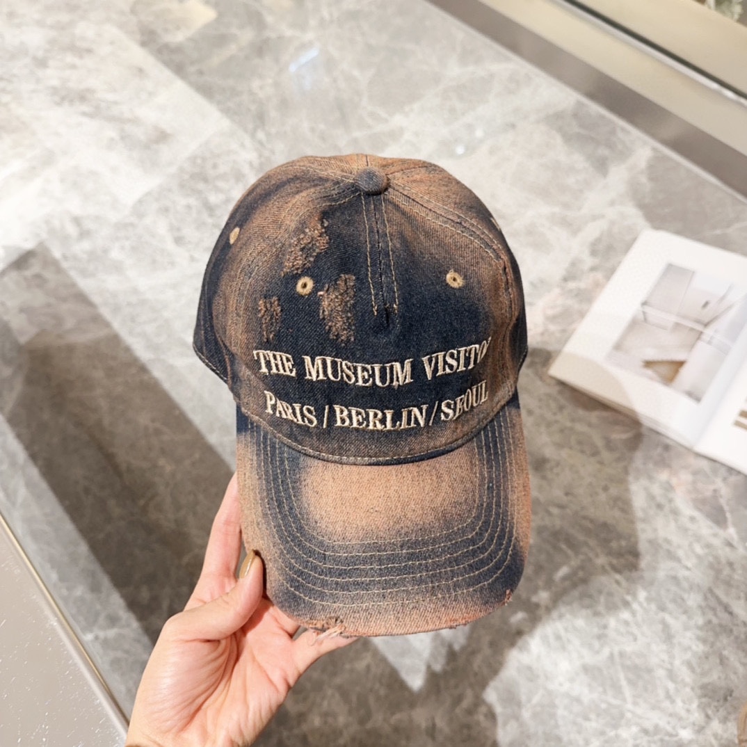 NO:192264,Trendy brand new simple embroidered baseball cap, very trendy!  Casual sports style, super easy to wear clothes!  Hat fisherman hat baseball hat knit hat, hat, espadrilles,hats19860909潮牌 新款简约刺绣款棒球帽,很潮！休闲运动款,超级好搭衣服！帽子渔夫帽棒球帽针织帽,帽子,espadrilles,hats,hat