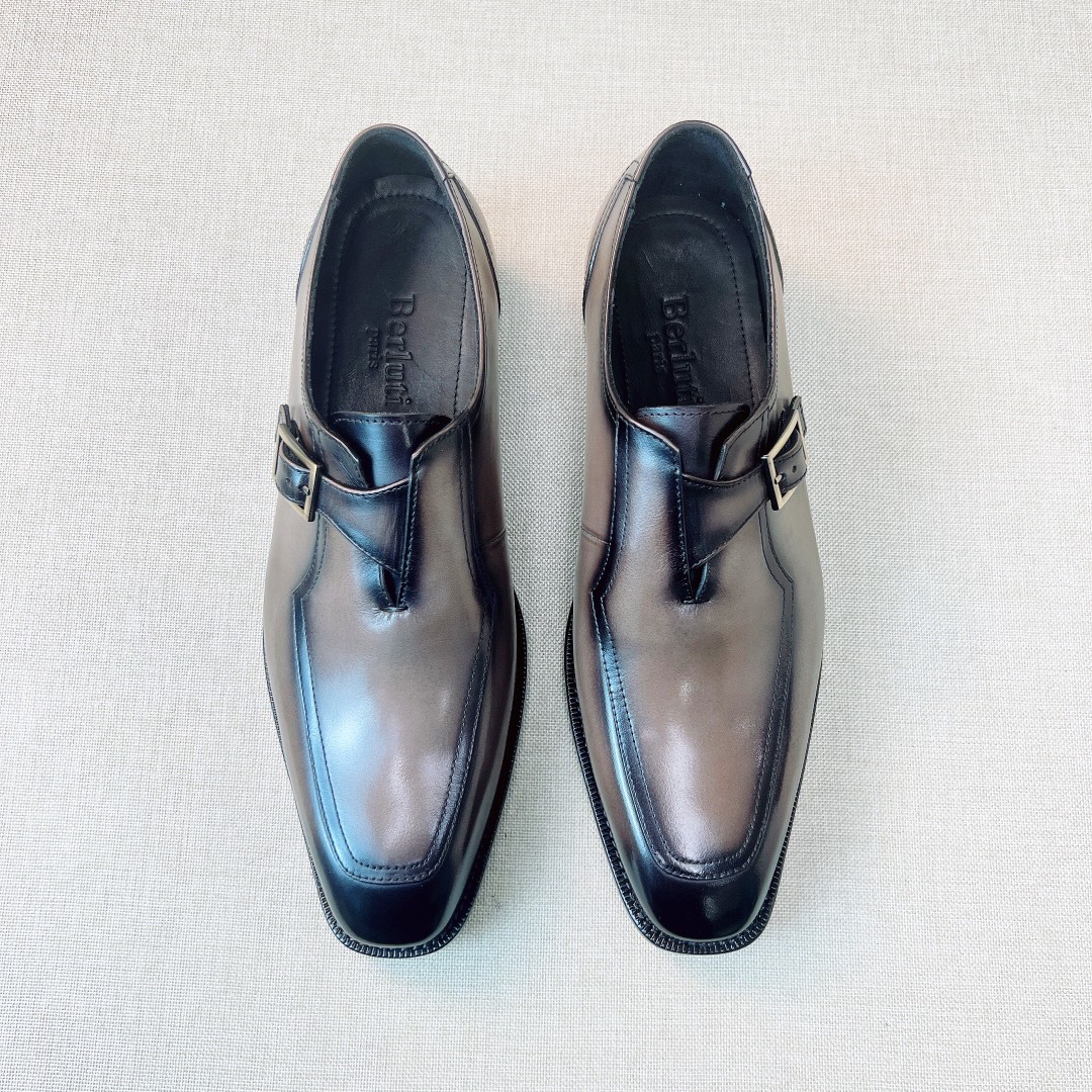 NO:679614,[B*] High quality - Original order exclusive for nobility - Upper material, imported cowhide, hand-rubbed color process - High-quality water-dyed cowhide lining - Original leather outsole, -Size 39-44 (38, 45, customized, non-returnable and non-exchangeable) -,,cowhide,Leather soles19860909【B*】高品质 -原单专属贵族 -鞋面材质,进口牛皮,饨手工擦色工艺 -优质水染牛皮内里 -原版真皮大底, -Size 39-44（38,45,订制不退不换） -,,cowhide,Leather soles,Men's shoes