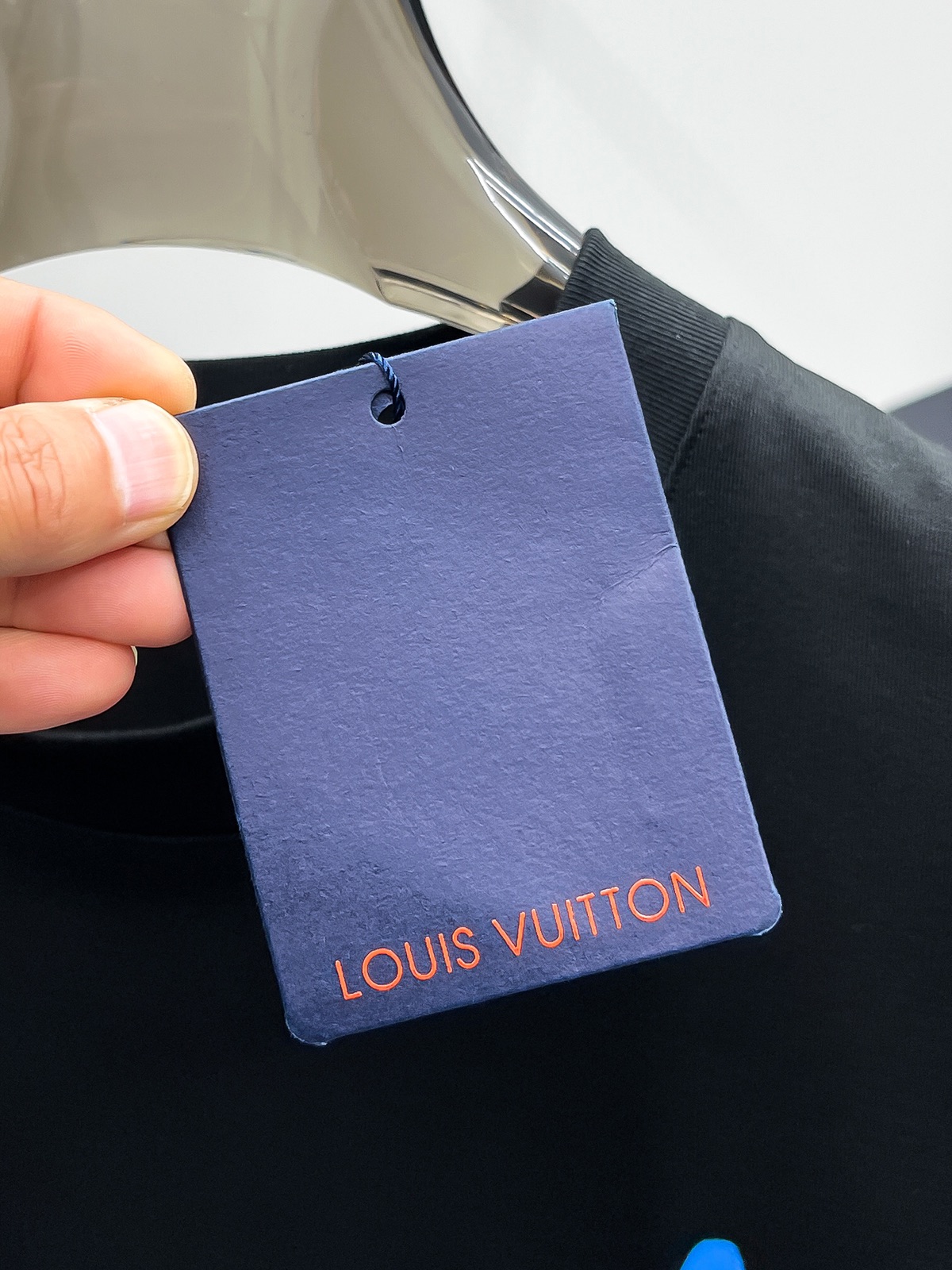 LV最新最顶级版本最顶级的品质专柜原单短袖专柜款独特设计定制50支精紧棉纱活性染色重固色爽滑手感面料重工