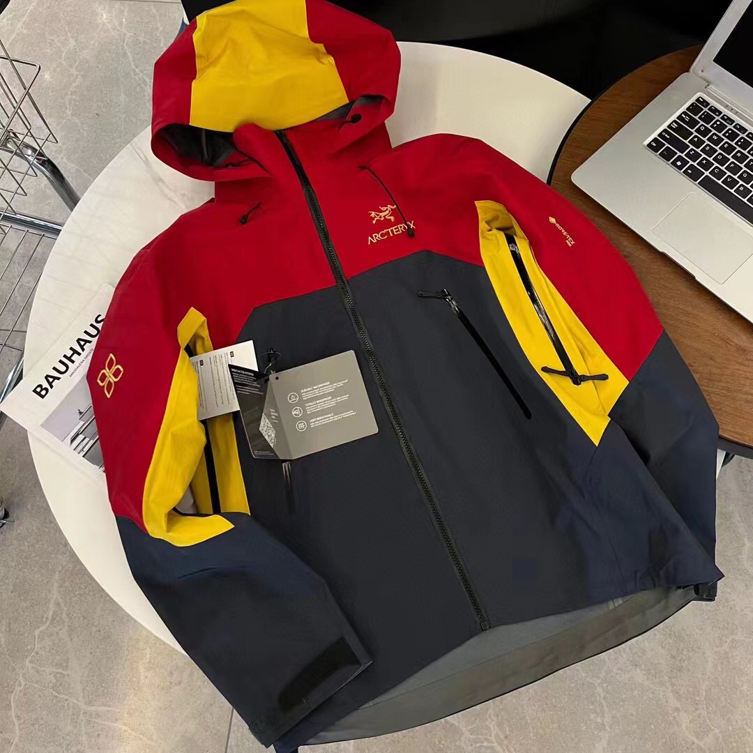 Arc'teryx Bata AR Jacket - Men's Waterproof and Breathable GORE-TEX Pro Shell 3 i1710164336 1960 2