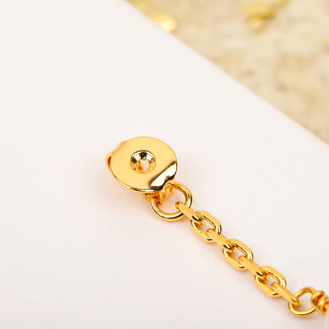 셀린느 귀걸이 69604 Celine Earrings 상세 이미지 7