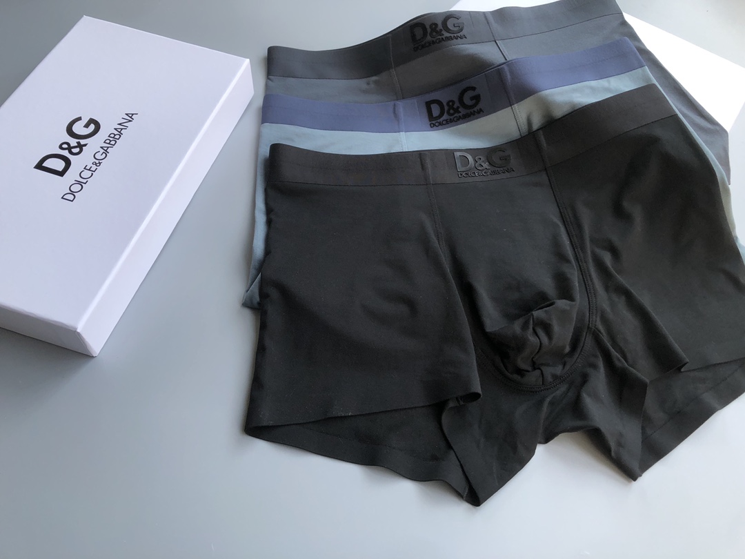 🔥🔥🔥DG爆款到货、莫代尔面料绝对的原单品质，无缝切割工艺 、科学配比 丝滑 透气 舒适！有型！ 一点也