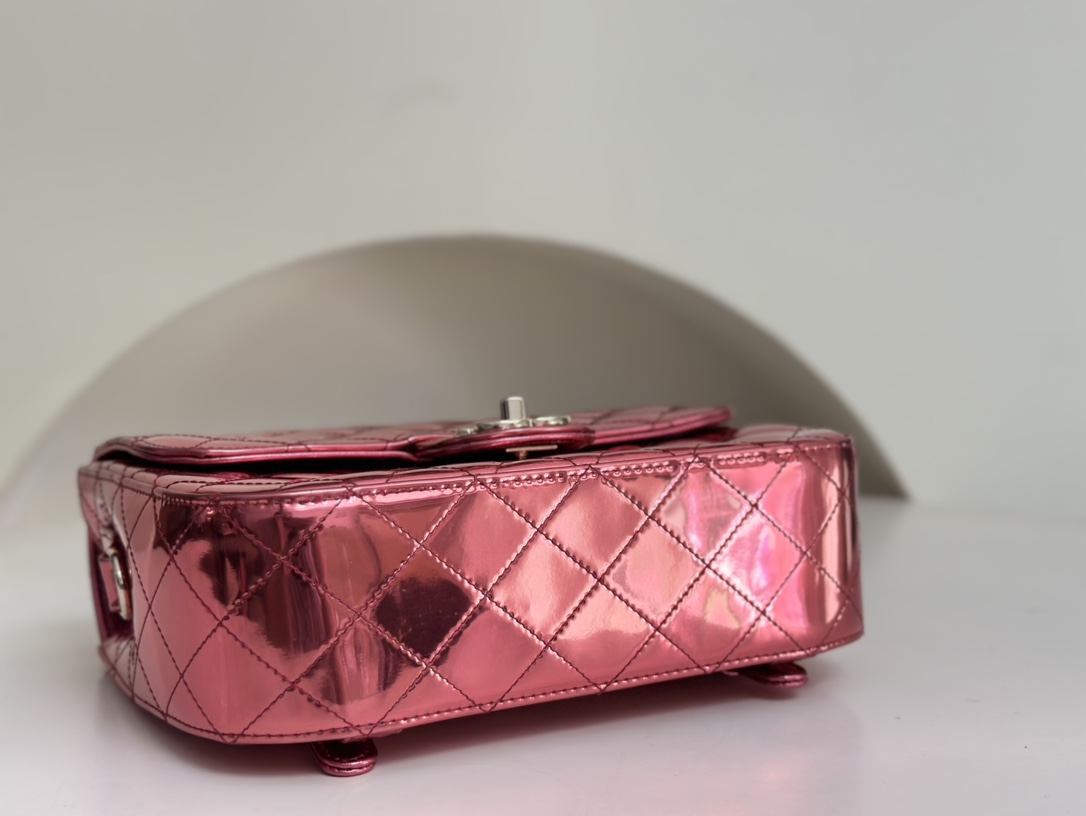 24th new product launch, Xiaoxiangs version of CHANEL 24C star mirror backpack, very everyday size, very pleasant surprise, the beauty hits me ha