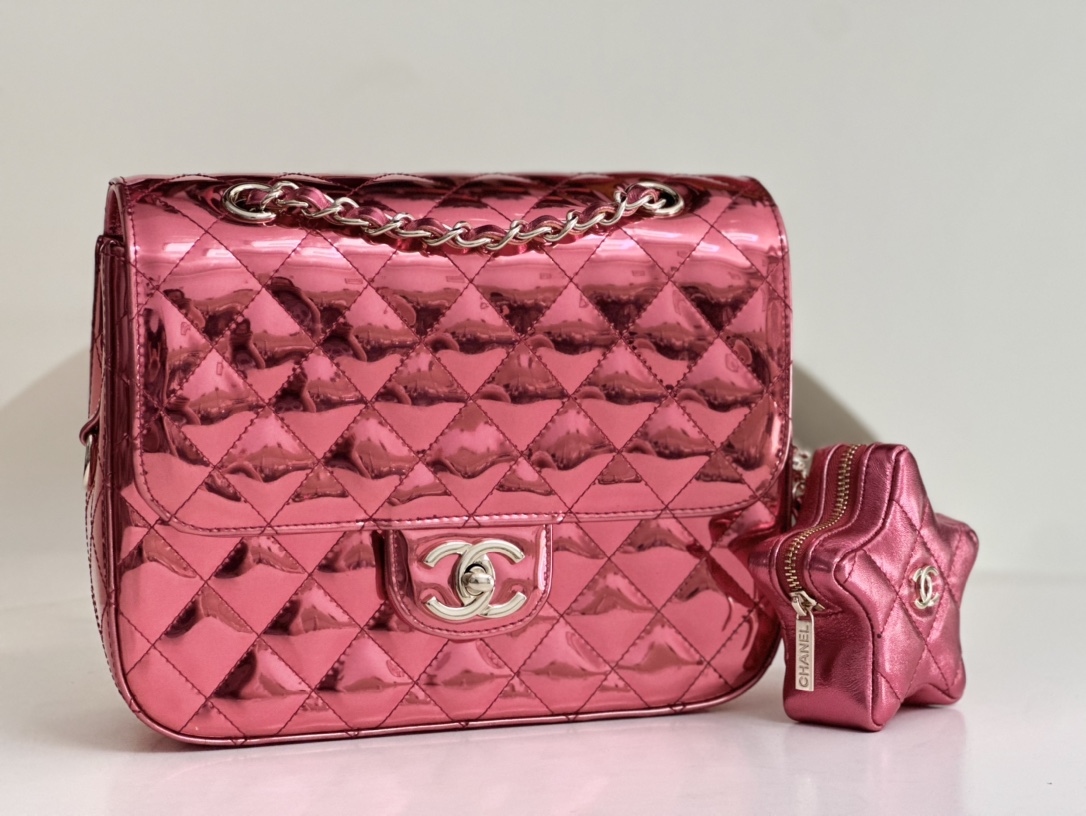 24th new product launch, Xiaoxiangs version of CHANEL 24C star mirror backpack, very everyday size, very pleasant surprise, the beauty hits me ha