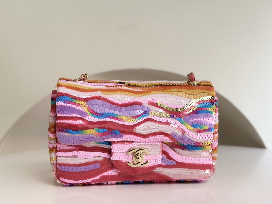 Official 24 new products on sale for the first time CHANEL 24C phantom gradient sequin bag Fatty CF A colorful touch in summer CHANEL 24C colorfu